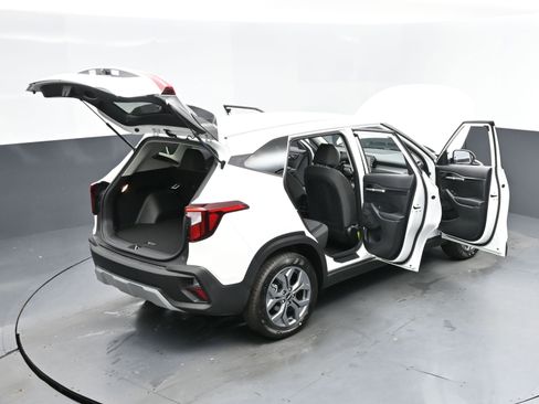 New 2026 Kia Seltos LX image 18