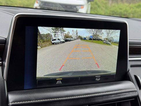 Used 2022 Chevrolet Tahoe Premier image 5