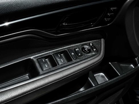 Used 2020 Honda Odyssey Elite image 41