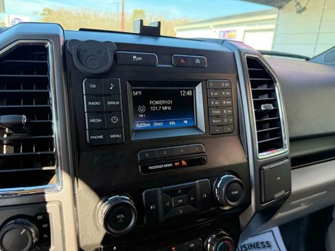 Used 2016 Ford F150 XLT image 19