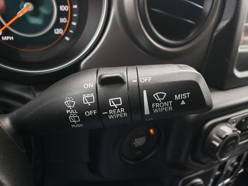 Used 2023 Jeep Wrangler Unlimited Sport image 21