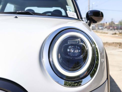 Used 2024 MINI Cooper 2-Door Hardtop FWD image 12