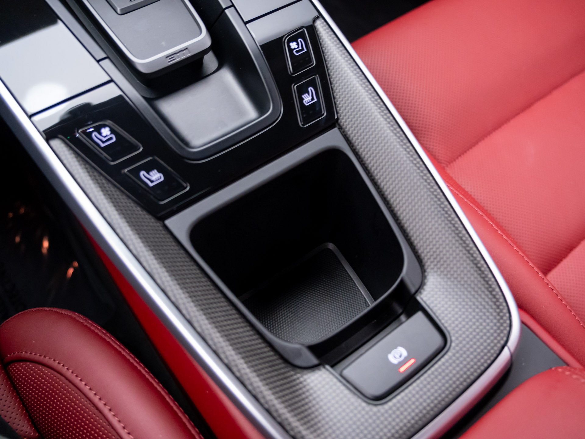 Certified 2025 Porsche 911 Turbo S AWD/4WD image 17