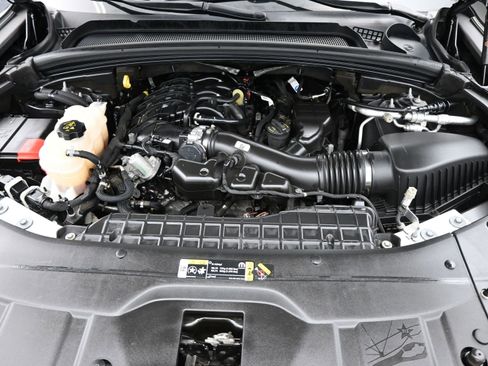 Used 2023 Jeep Grand Cherokee Limited AWD/4WD image 26