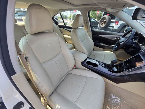 Used 2014 INFINITI Q50 Premium w/ Navigation Package AWD/4WD image 20