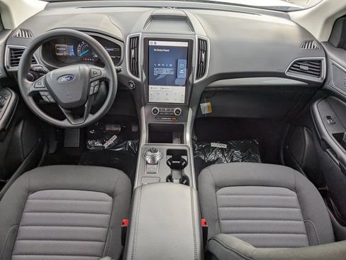 New 2024 Ford Edge SE w/ Black Appearance Package image 13