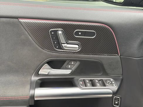 Used 2021 Mercedes-Benz GLA 45 AMG 4MATIC image 22