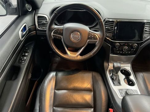 Used 2019 Jeep Grand Cherokee Limited image 21