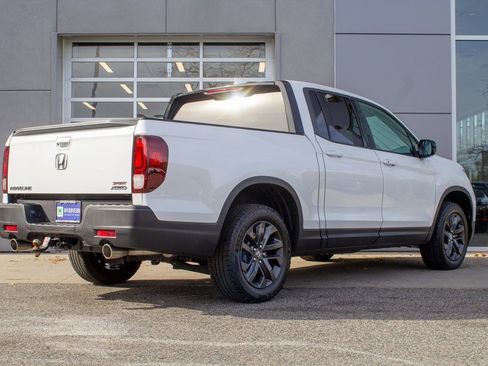 Used 2023 Honda Ridgeline Sport image 10