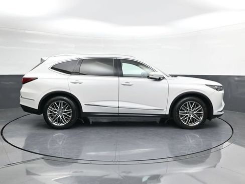 Used 2023 Acura MDX SH-AWD w/ Advance Package image 3