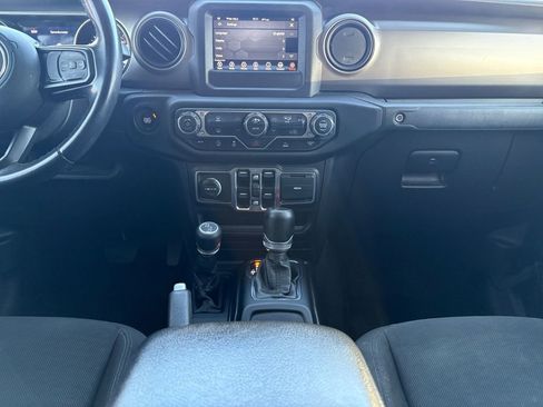 Used 2020 Jeep Gladiator Sport w/ Quick Order Package 24S image 3