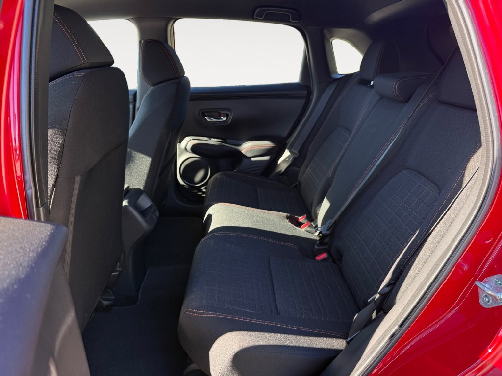 Used 2025 Honda HR-V Sport image 12