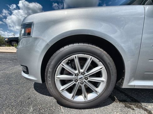Used 2019 Ford Flex Limited AWD/4WD image 18