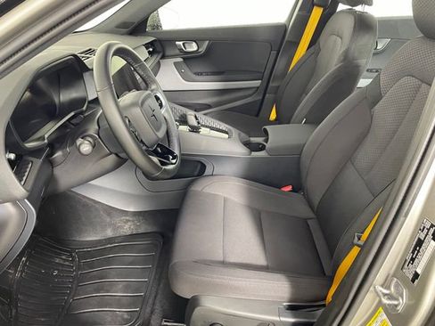 Used 2022 Polestar Polestar 2 w/ Performance Package image 5