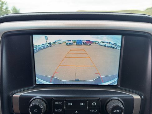 Used 2016 GMC Sierra 2500 Denali w/ Duramax Plus Package AWD/4WD image 4