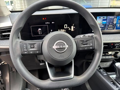 Used 2026 Nissan Kicks SV w/ Cold Weather Package AWD/4WD image 24