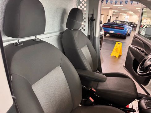 Used 2022 RAM ProMaster City Tradesman image 12