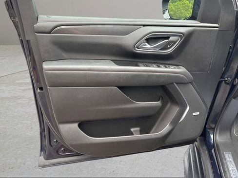 Used 2024 Chevrolet Tahoe RST w/ Sport Performance Package image 2