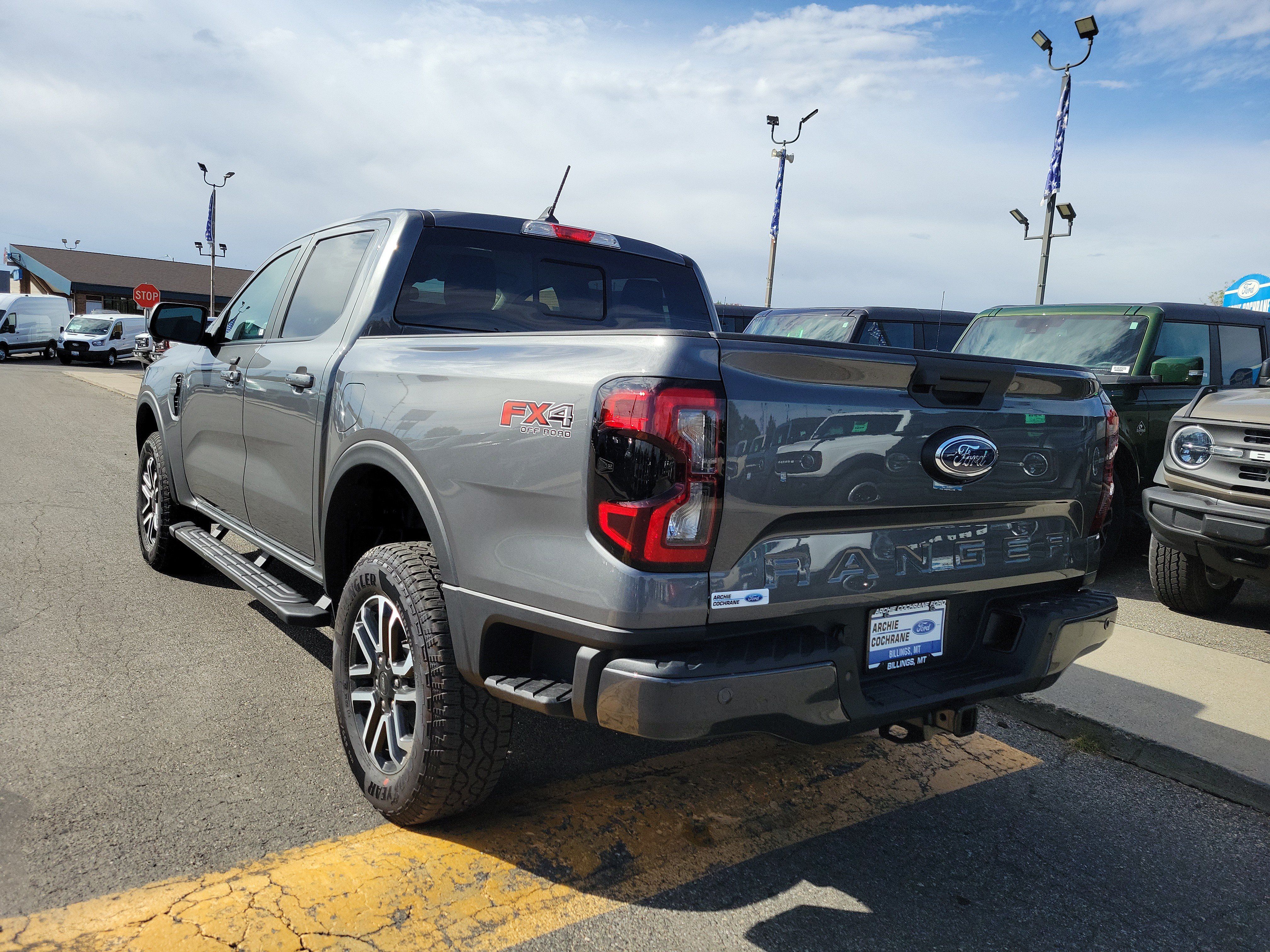 New 2026 Ford Ranger Lariat w/ FX4 Off-Road Package AWD/4WD image 3