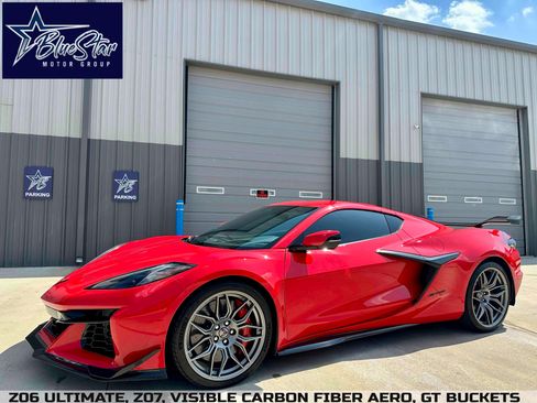 Used 2025 Chevrolet Corvette Z06 w/ Z07 Performance Package RWD image 1