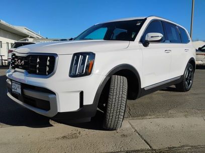 Used 2023 Kia Telluride S