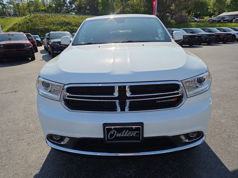 Certified 2019 Dodge Durango SXT w/ 3rd Row Seating Group AWD/4WD image 9