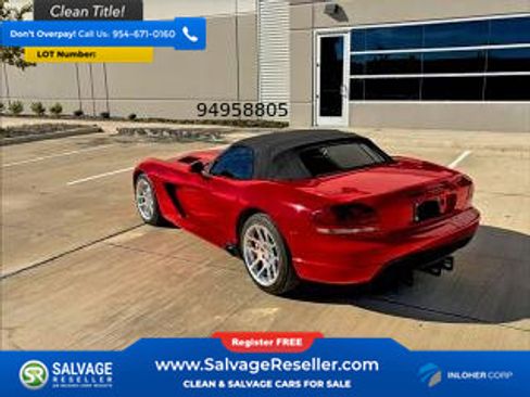 Used 2004 Dodge Viper SRT-10 image 4