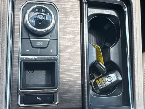 Used 2024 Ford Expedition Max Limited RWD image 36