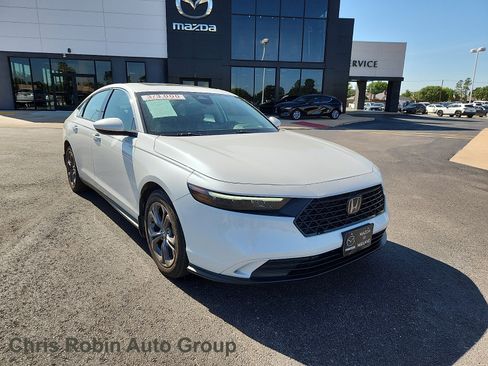 Used 2024 Honda Accord EX image 1