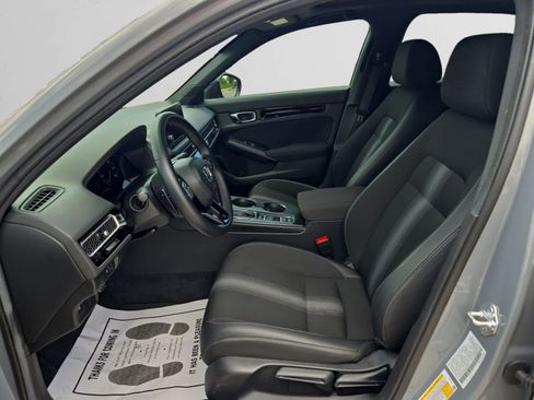 Used 2025 Honda Civic Sport image 9