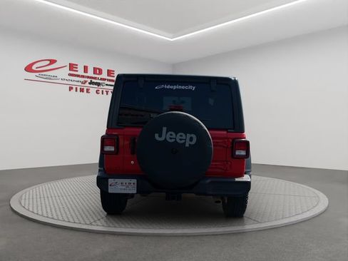 Used 2019 Jeep Wrangler Sport AWD/4WD image 9