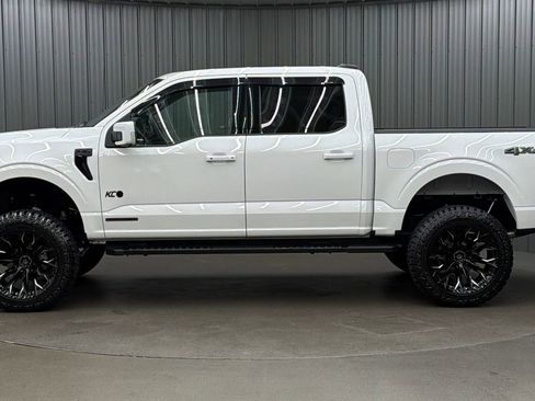 Used 2025 Ford F150 Lariat w/ Equipment Group 502A High AWD/4WD image 2