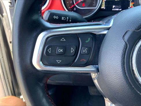 Used 2018 Jeep Wrangler Unlimited Rubicon AWD/4WD image 24