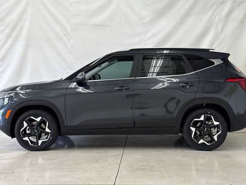 New 2026 Kia Seltos EX FWD image 7