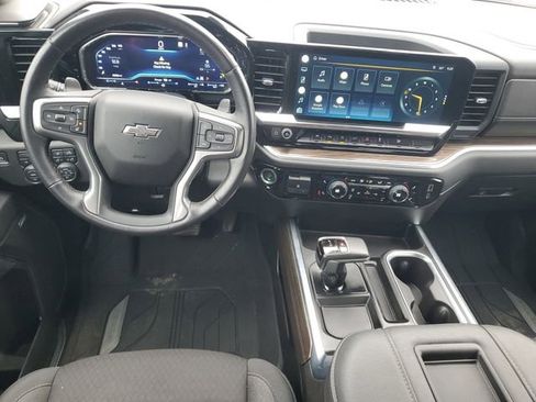 Certified 2022 Chevrolet Silverado 1500 RST w/ Rally Edition image 11