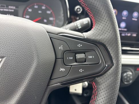 New 2026 Chevrolet Trax RS w/ Sunroof Package image 29