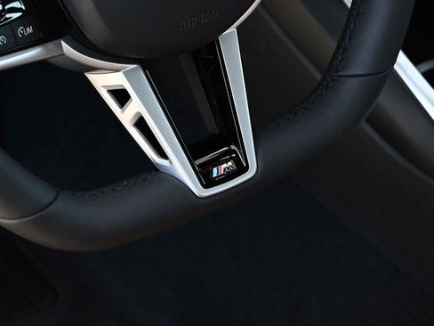 New 2026 BMW 330i Sedan w/ M Sport Package image 21