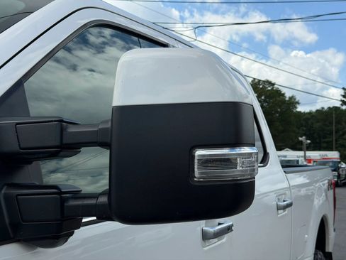 Used 2019 Ford F250 Limited AWD/4WD image 13