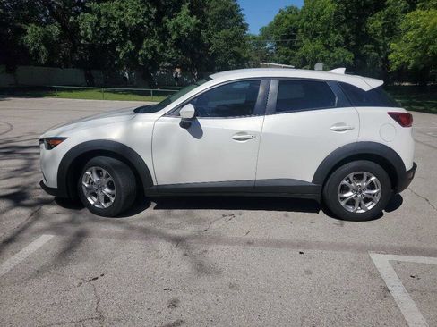 Used 2017 MAZDA CX-3 Sport AWD/4WD image 3