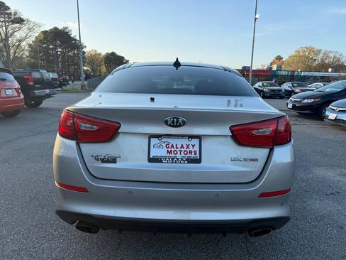Used 2015 Kia Optima SX w/ SX Turbo Premium Package FWD image 2
