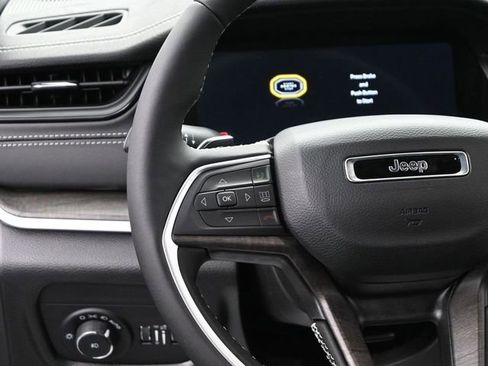 New 2026 Jeep Grand Cherokee L Limited AWD/4WD image 29