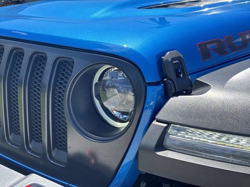 Used 2023 Jeep Wrangler Unlimited Rubicon w/ LED Lighting Group AWD/4WD image 12