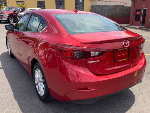 Used 2015 MAZDA MAZDA3 i Touring w/ Technology Package FWD image 5