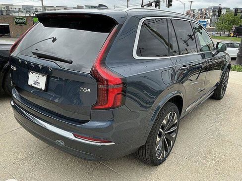 New 2026 Volvo XC90 T8 Ultra w/ Protection Package AWD/4WD image 6