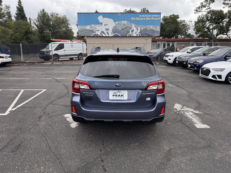 Used 2016 Subaru Outback 2.5i Premium AWD/4WD image 6