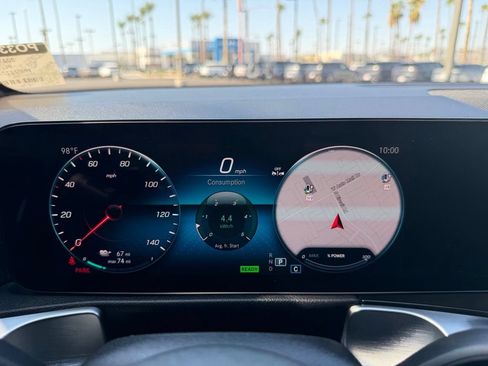 Used 2023 Mercedes-Benz EQB 250+ image 13