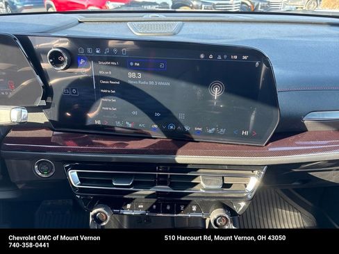 New 2026 Chevrolet Traverse RS w/ LPO, Illumination Package AWD/4WD image 19