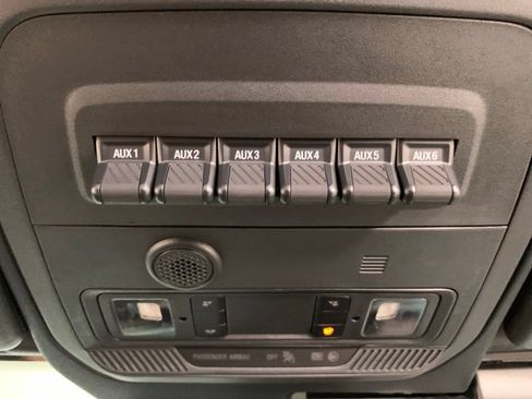Used 2026 Ford Bronco Raptor AWD/4WD image 32