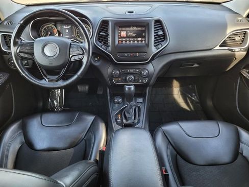 Used 2021 Jeep Cherokee Latitude Plus image 23