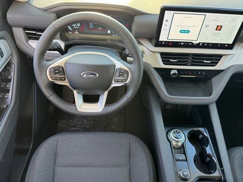 New 2026 Ford Explorer Active image 12